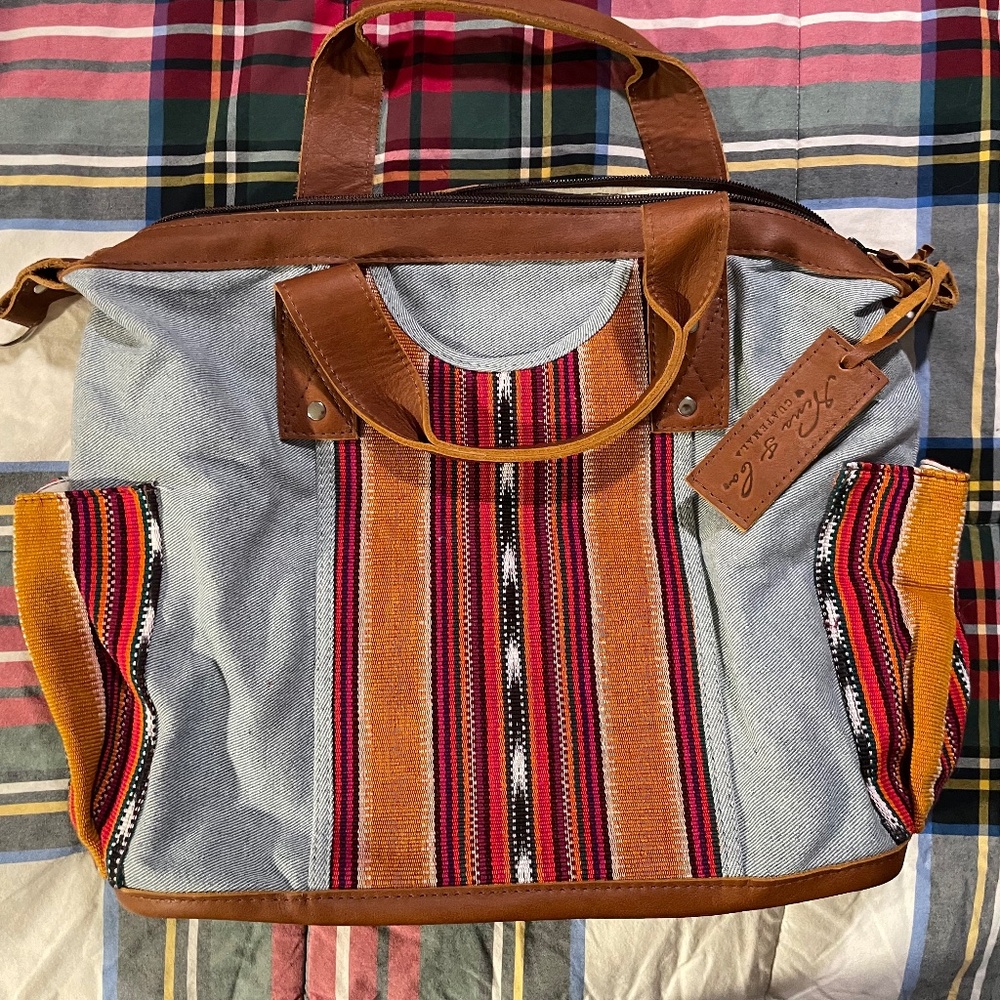 Nena & Co. Sedona CDB with straps